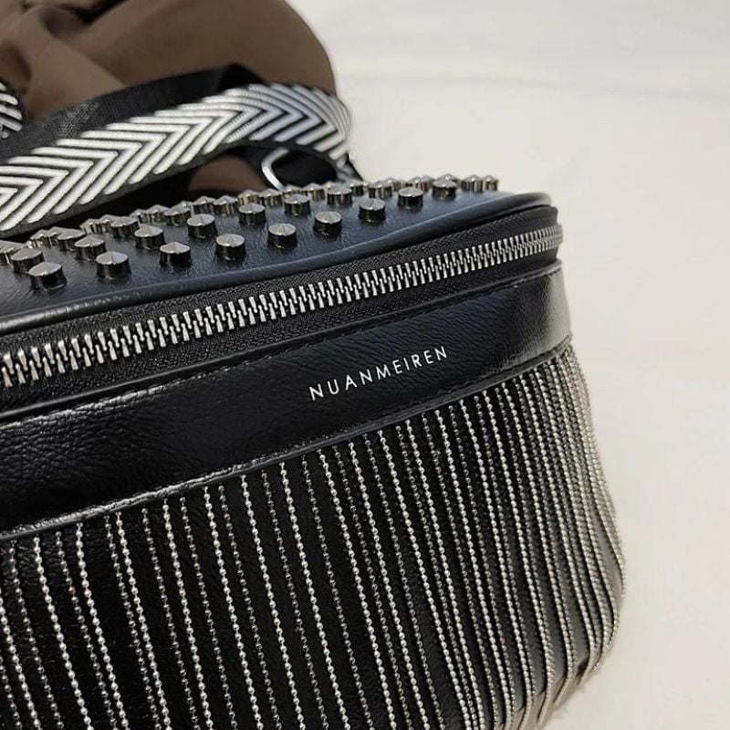 Luxuriöse Bauchtasche aus Leder für Damen Profil
