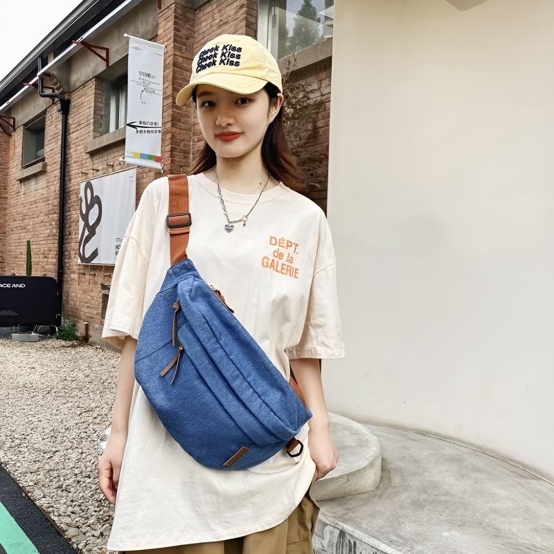 Bauchtasche aus Jeans mit Schulterriemen