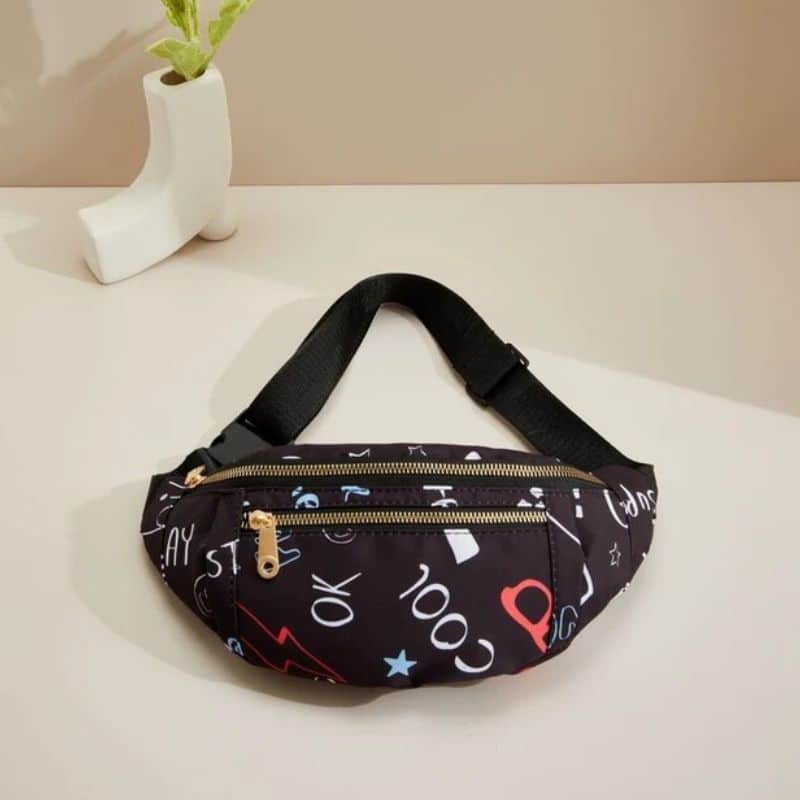 Bauchtasche mit verstellbarem Schulterriemen