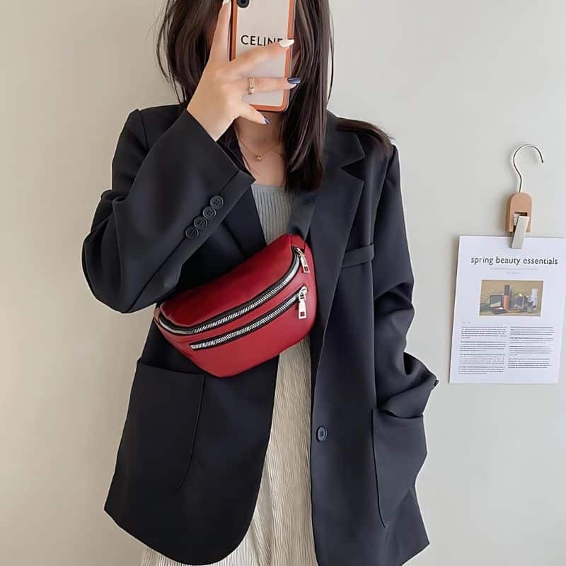 Hübsche kirschfarbene Bauchtasche für Damen