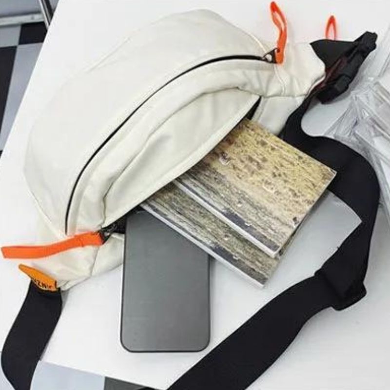 Cremefarbe Bauchtasche für Damen Design