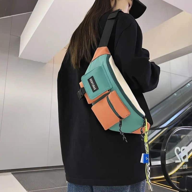 Hübsche türkise Bauchtasche für Damen