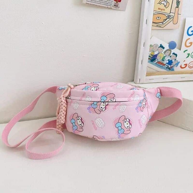 Trendige Bauchtasche für Mädchen im Teenageralter