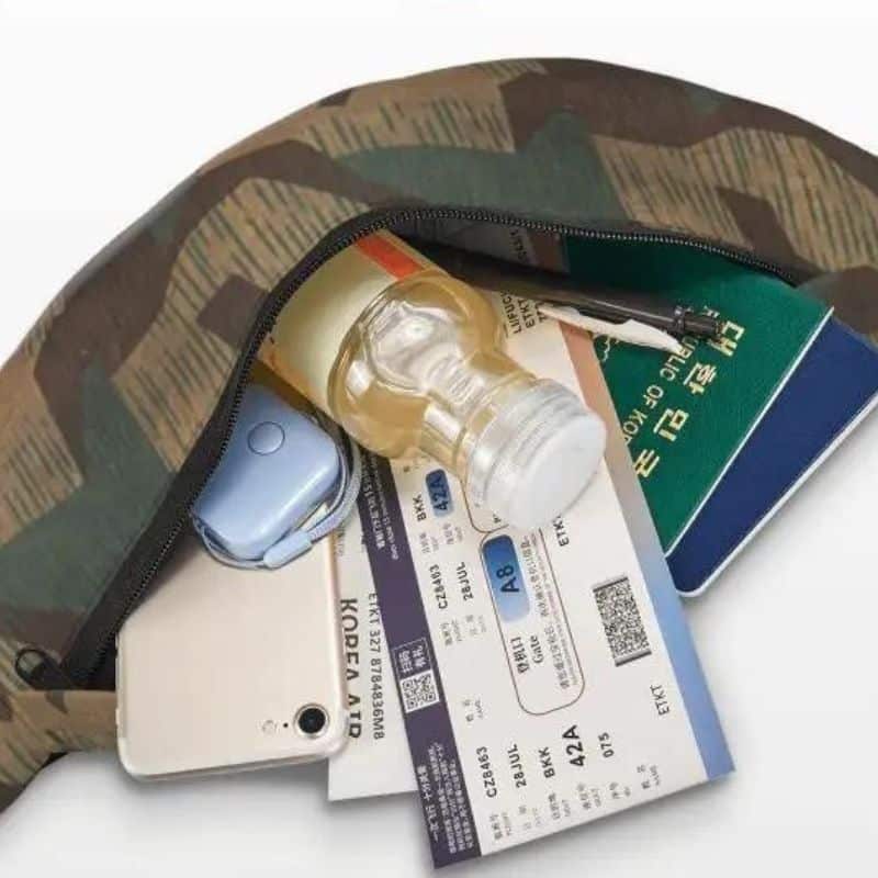 Deutsche Bauchtasche innen